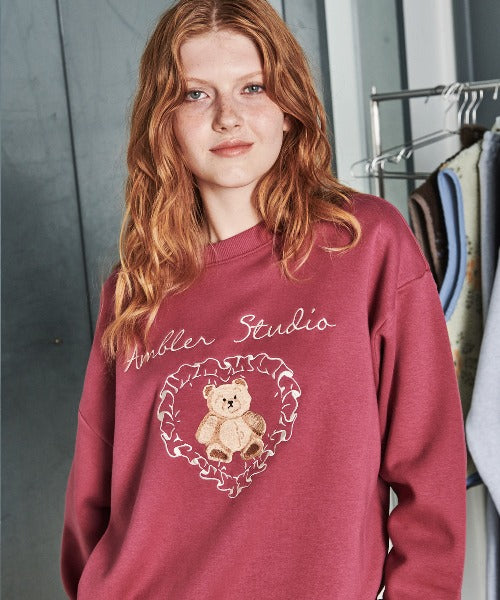 Tシャツ・カットソー +AMBLER+ Cozy bear sweatshirt purple AMM1221 AMBLER Cozy Bear Overfit Sweatshirt – SeoulSeoul