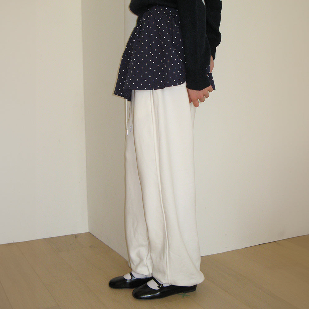 【韓国RONRON ロンロン】LAYERED SKIRT TRAINING PANTS RONRON LAYERED SKIRT TRAINING PANTS WHITE – SeoulSeoul