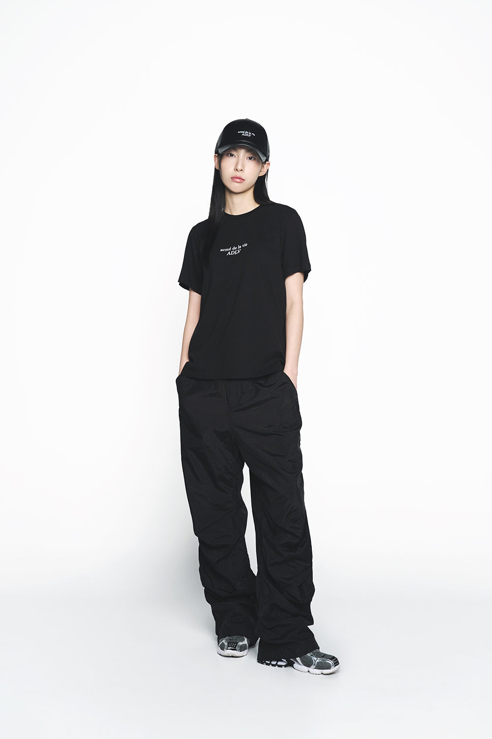 acmé de la vie ADLV BASIC LOGO WOMAN SHORT SLEEVE T-SHIRT