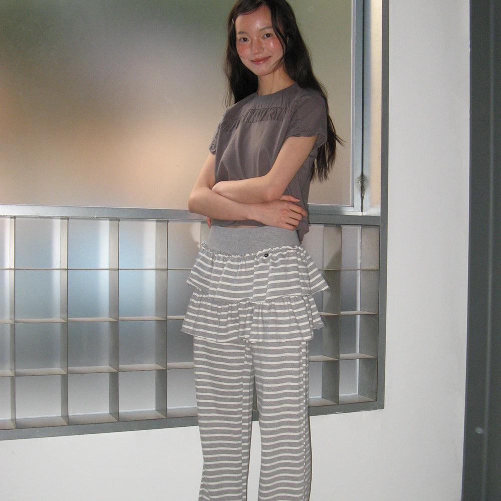 【RONRON】24F/W★ CANCAN RUFFLE LAYERED PANTSKIRT RONRON STRIPE CANCAN RUFFLE LAYERED PANTSKIRT GREY – SeoulSeoul