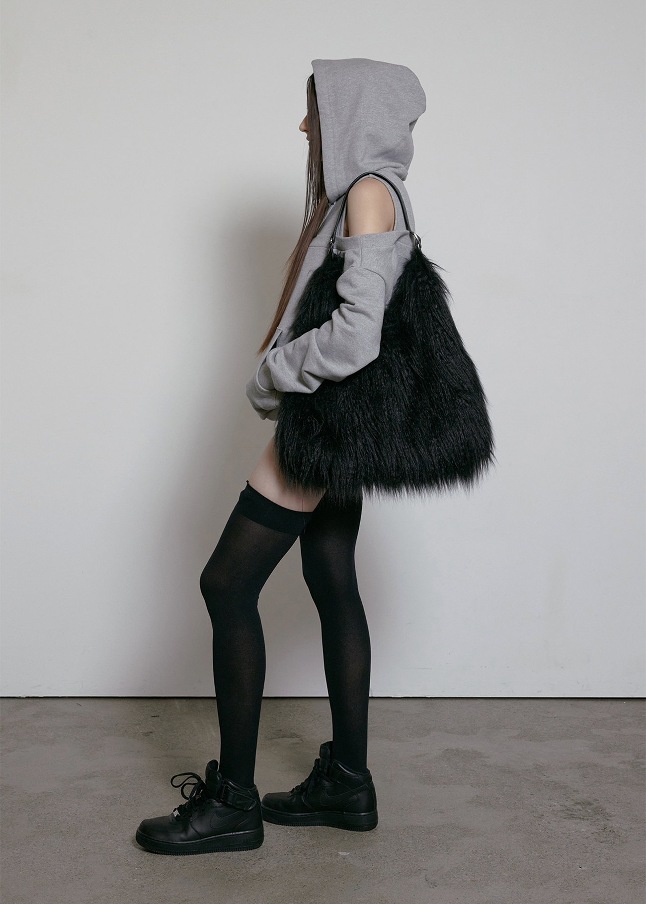 BOHEMSEO CUT OUT OFF SHOULDER HOODIE, MELANGE GRAY – SeoulSeoul