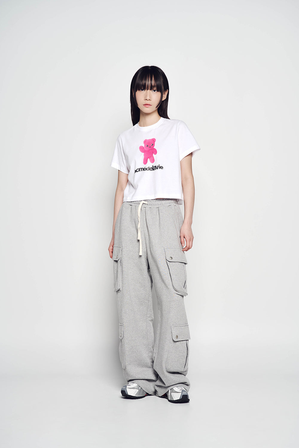 acmé de la vie ADLV WOMAN ALIEN BEAR CROP SHORT SLEEVE T