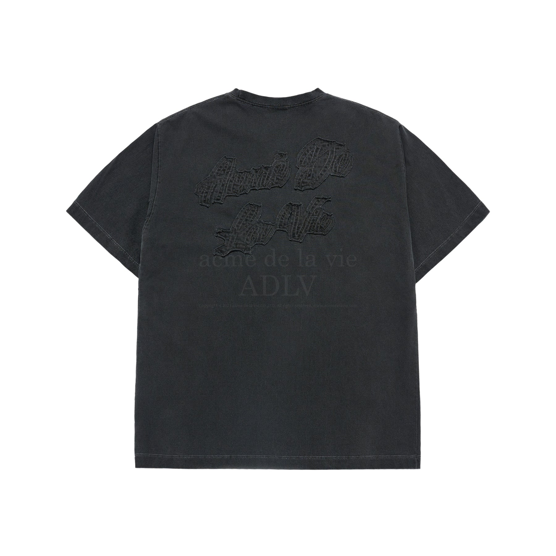 【ADLV】APPLIQUE LOGO PIGMENT SHORT SLEEVE T-SHIRT acmé de la vie ADLV APPLIQUE LOGO PIGMENT SHORT SLEEVE T