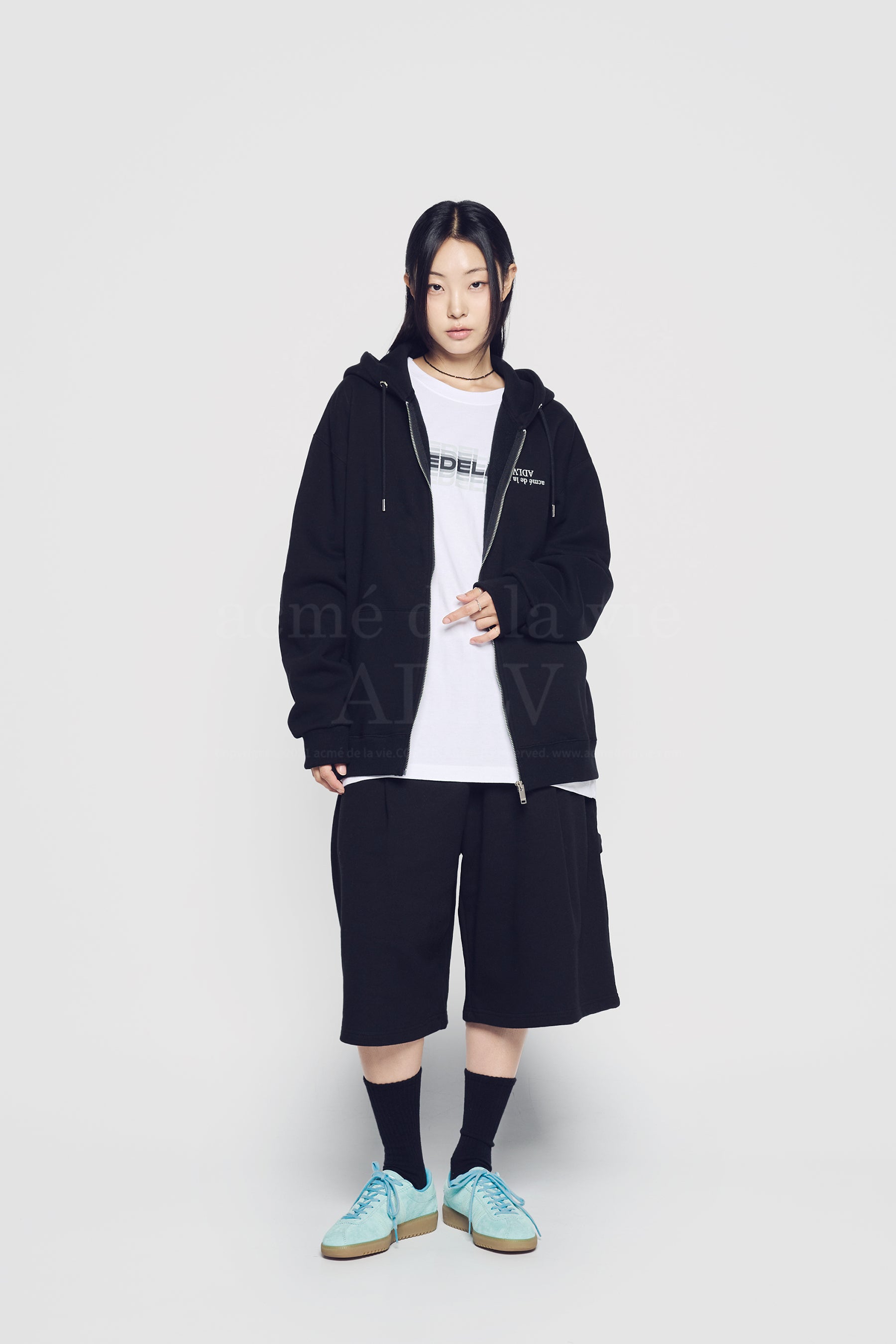 【ADLV】OLD SCHOOL CRACK PRINTING CROP NAPPING SWEATSHIRTS acmé de la vie ADLV UPSIDE DOWN LOGO NAPPING ZURRY HOODIE