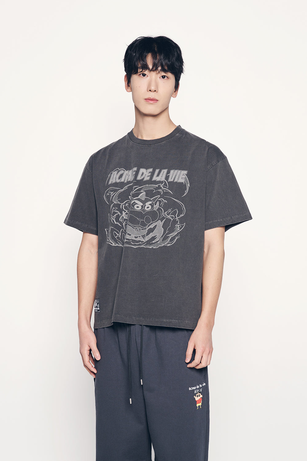acmé de la vie ADLV Shinchan Cartoon Pigment T-Shirt