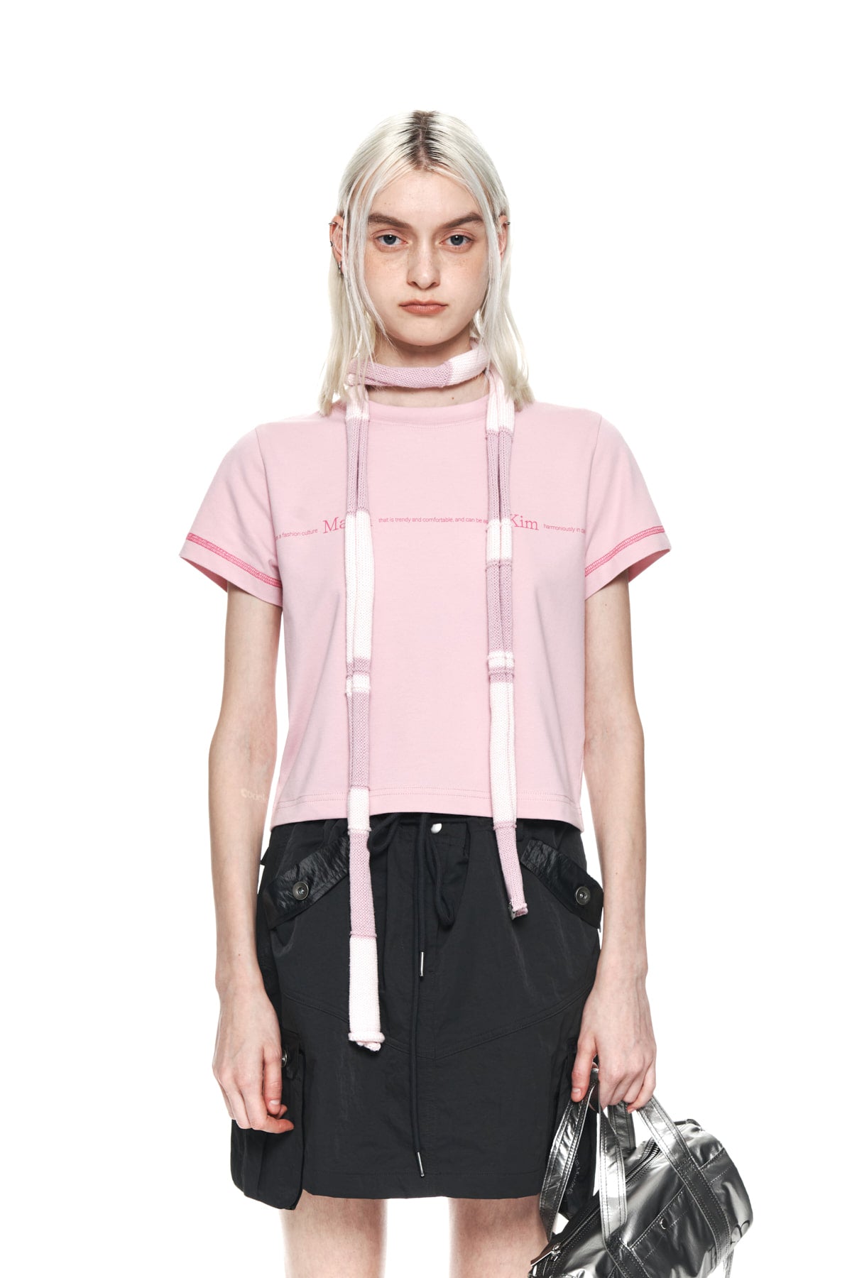 ★Matin Kim★ MATIN SMALL LINE LOGO STITCH CROP TOP IN PINK MATIN KIM SMALL LINE LOGO STITCH CROP TOP IN PINK – SeoulSeoul
