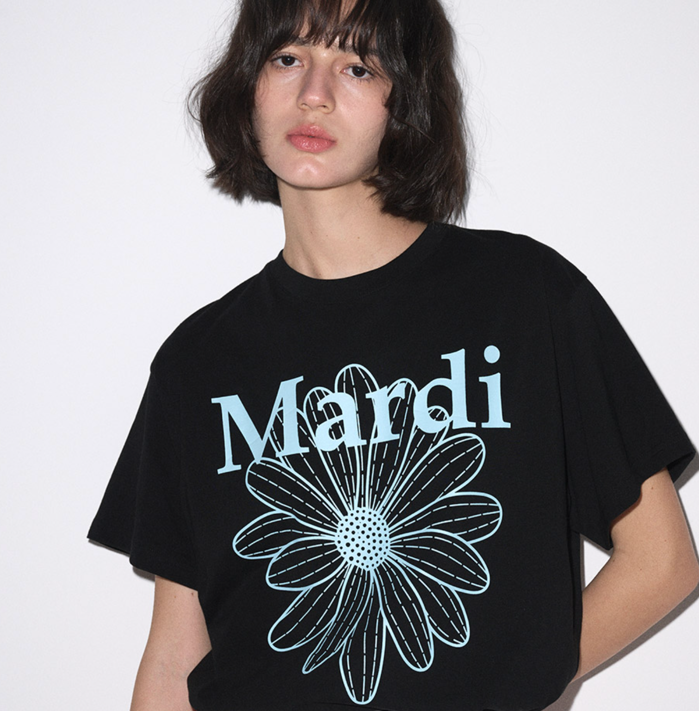 ●Mardi Mercredi● FLOWERMARDI T + SHORTS/BLACK SET UP MARDI TSHIRT FLOWERMARDI_BLACK SKY – SeoulSeoul