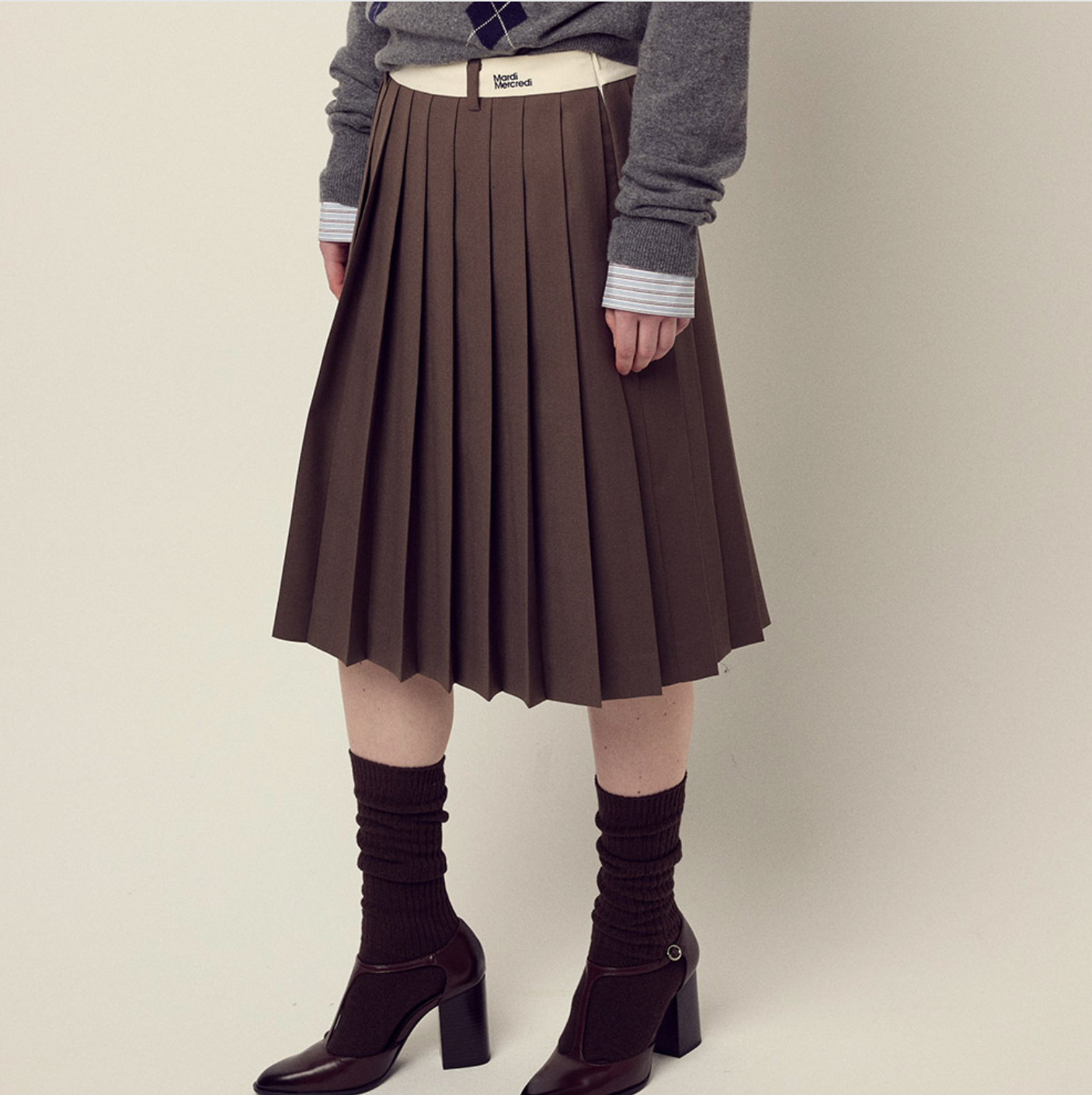 MARDI WOOL PLEATED MIDI SKIRT CONTRAST WAISTBAND_BROWN – SeoulSeoul