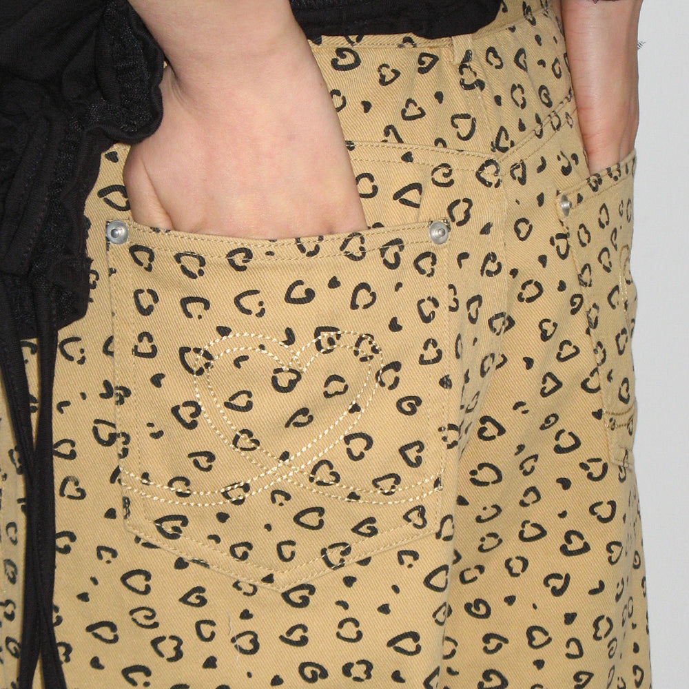 RONRON ♥ HEART LEOPARD STRAIGHT PANTS/追跡付 RONRON HEART LEOPARD STRAIGHT PANTS BEIGE – SeoulSeoul