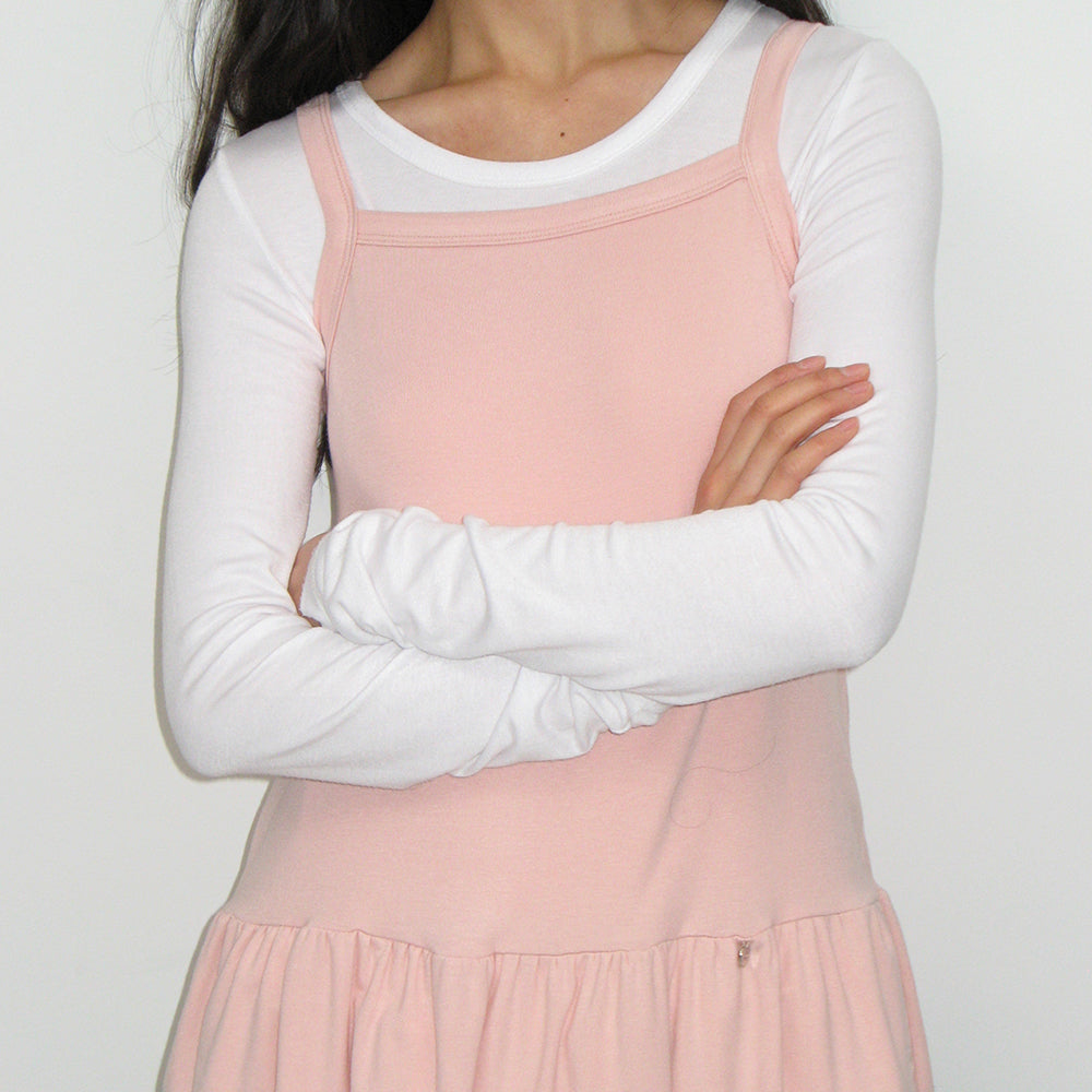 春の人気【RONRON】 PENDANT RUFFLE LAYERED SLIM LONG SLEEVE RONRON PENDANT RUFFLE LAYERED SLIM SLEEVELESS SOFT BLUE