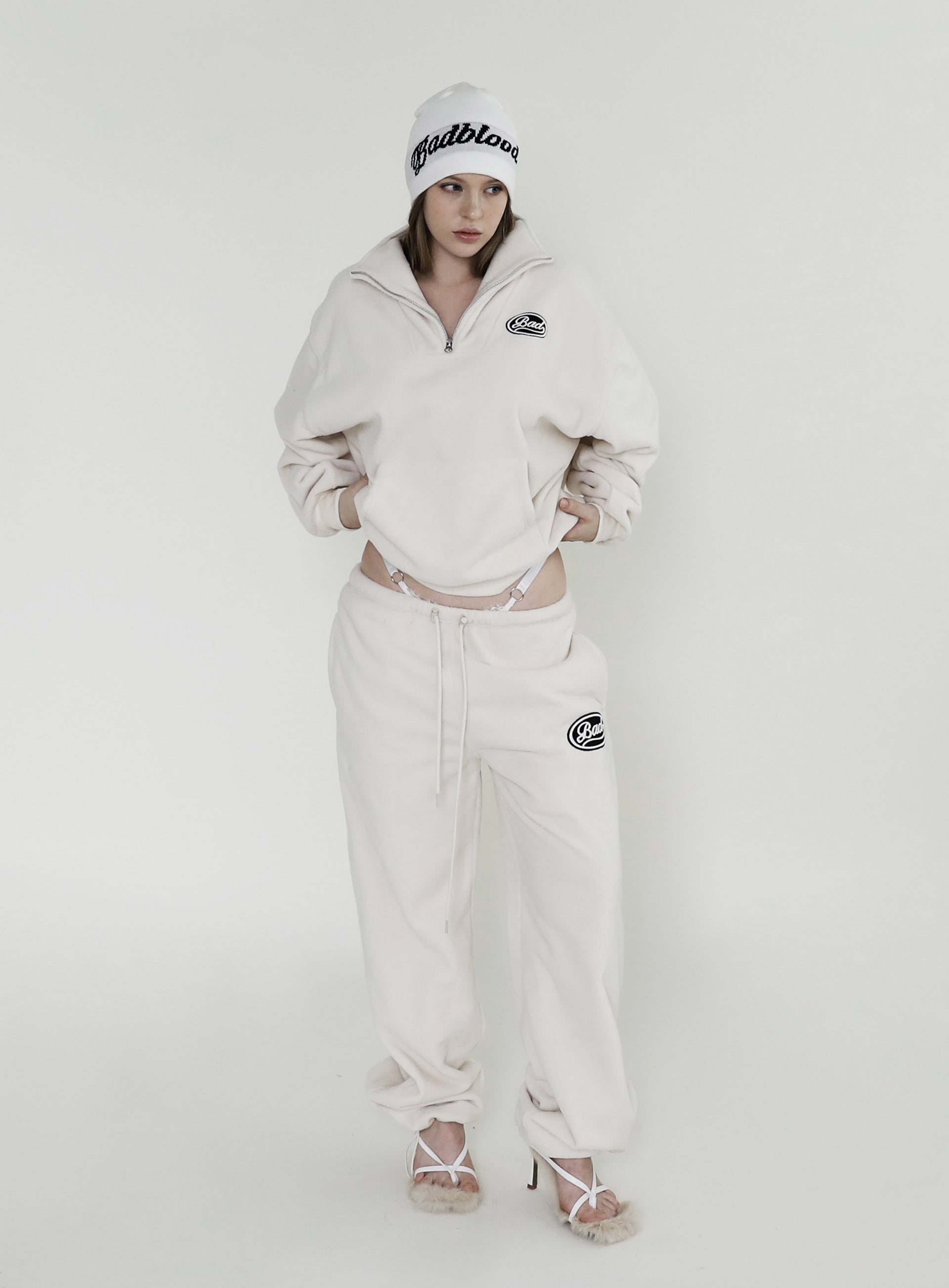 ◎BADBLOOD◎ Fluffy Jogger Pants Cream w-pts23-066 c712e3bfd4b56e7dec77edb63e17cd