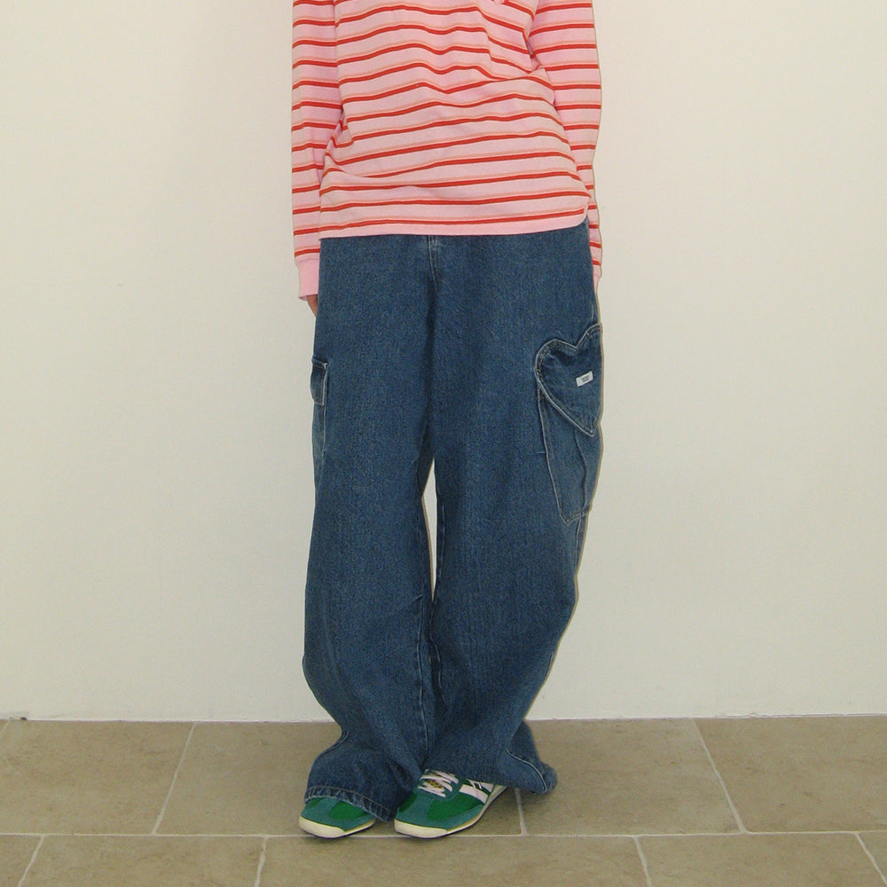 デニム・ジーパン RONRON HEART POCKET CARGO DENIM PANTS MEDIUM BLUE RONRON HEART POCKET CARGO DENIM PANTS MEDIUM BLUE – SeoulSeoul