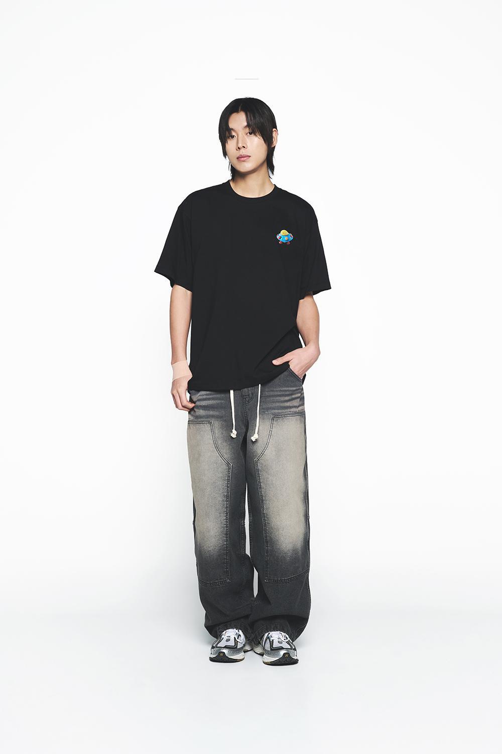 ADLV ♥ CLAY ALIEN SHORT SLEEVE T-SHIRT acmé de la vie ADLV CLAY ALIEN SHORT SLEEVE T-SHIRT BLACK