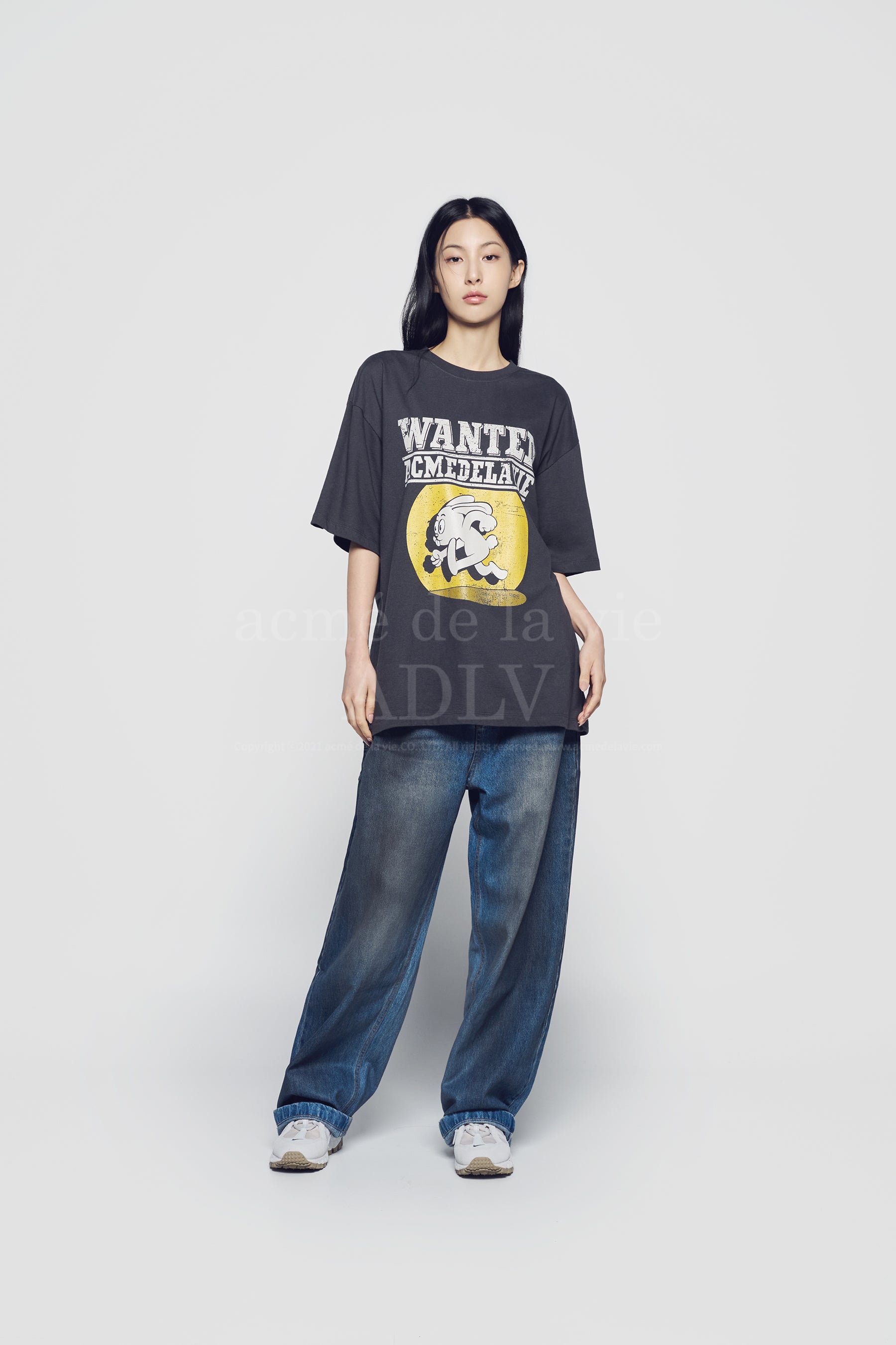 acmé de la vie ADLV WANTED RABBIT ARTWORK SHORT SLEEVE T