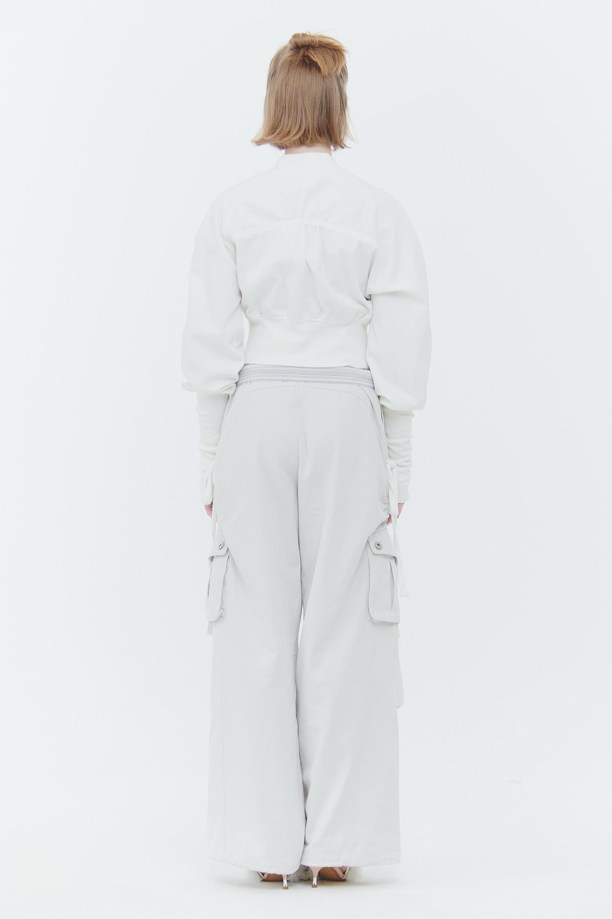 【pain or pleasure】25ss SARA SHIRRING JUMPER PAIN OR PLEASURE SARA SHIRRING JUMPER WHITE – SeoulSeoul
