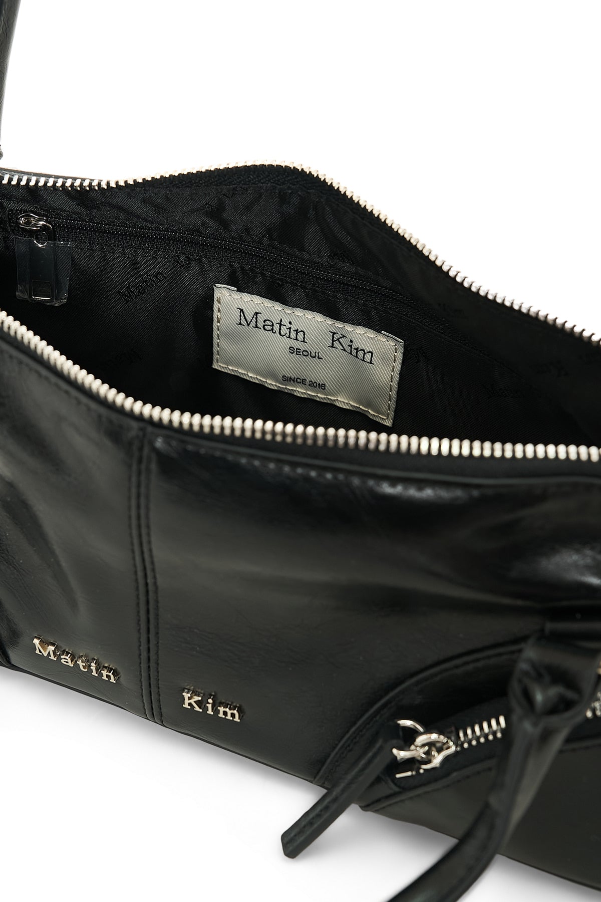 MATIN KIM CURVE ZIP BAGUETTE BAG IN BLACK – SeoulSeoul