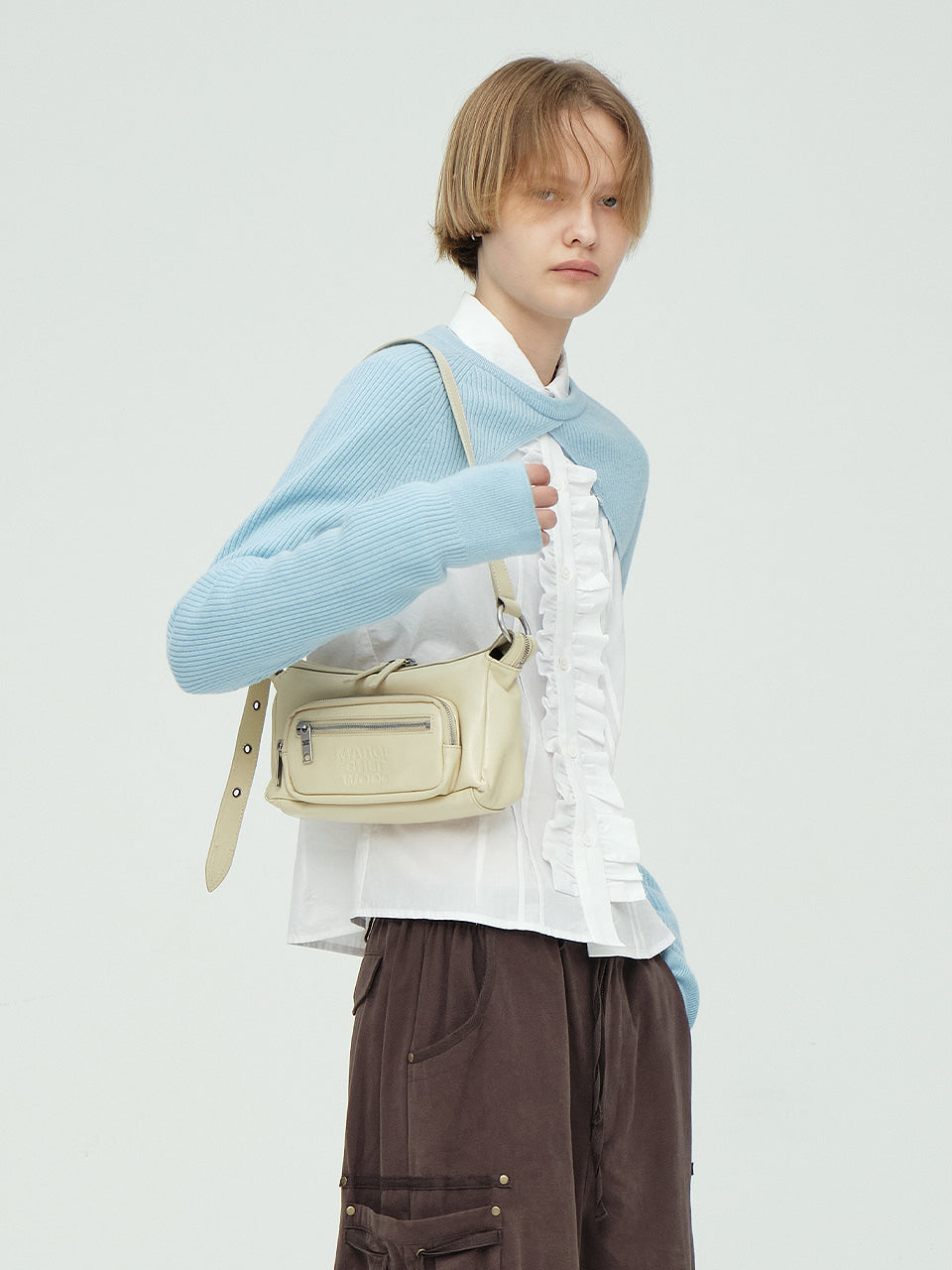 MARGESHERWOOD OUTPOCKET HOBO MINI_blond wood glossy plain
