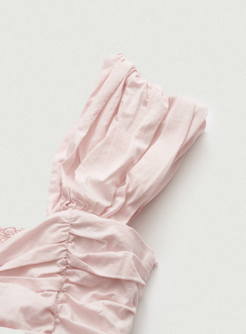 The barnnet Magnolia Off-Shoulder Topピンク the Barnnet Pink Magnolia Off-Shoulder Top – Elegant