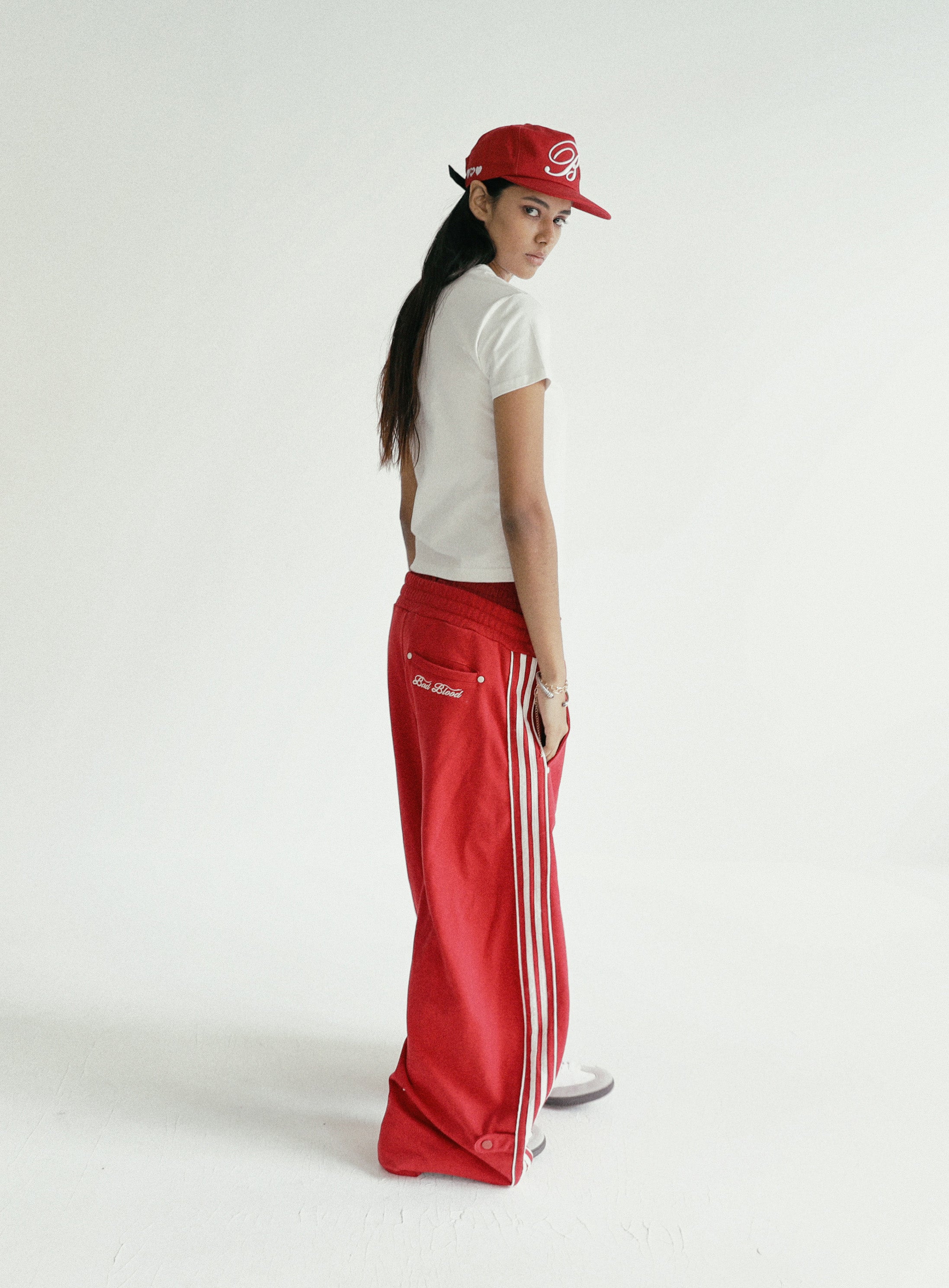 ★送料・関税込★BADBLOOD★Billy 2 Way Curved Jogger Trousers BAD BLOOD Billy 2 Way Curved Jogger Trousers - Red – SeoulSeoul