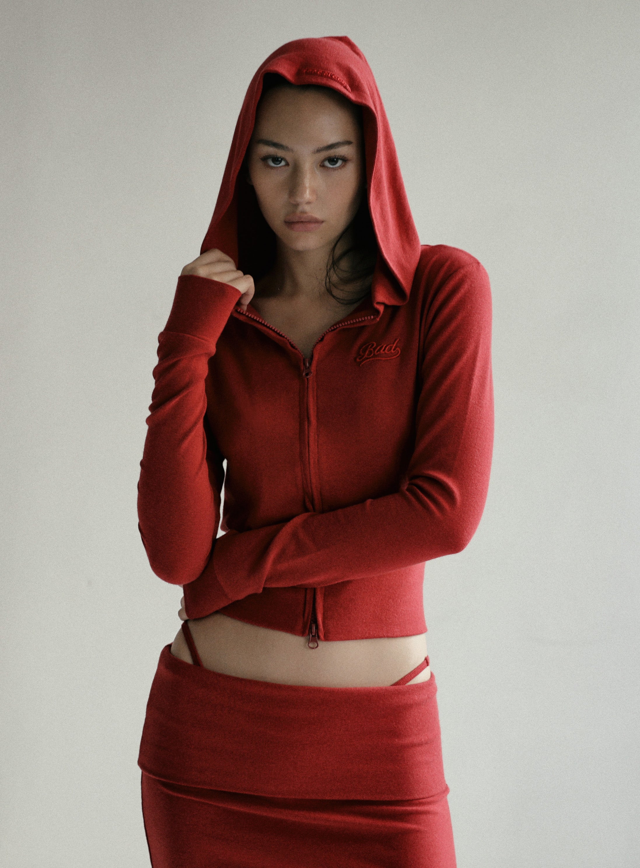 BAD BLOOD Beyond Soft Hood Zip-Up Slim Fit - Carmine