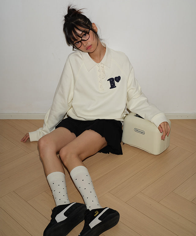 RONRON DOT R FRILL COLLAR SWEATSHIRT CREAM – SeoulSeoul