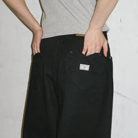 RONRON BACK HEART STITCH POCKET DENIM PANTS BLACK