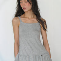 RONRON PENDANT RUFFLE LAYERED SLIM SLEEVELESS GREY