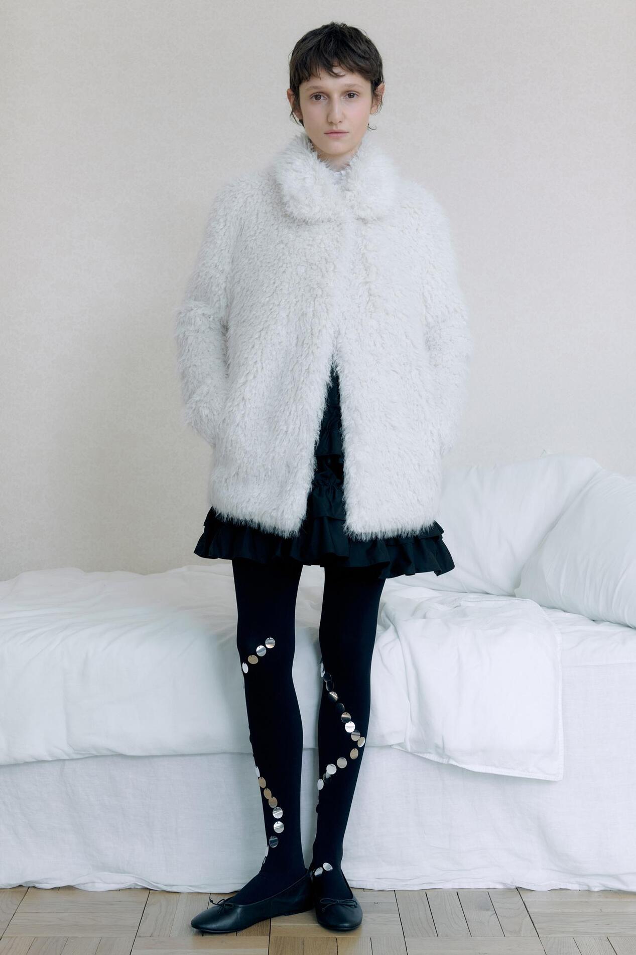 Sinoon Heavy Mix Fur Jacket (Cream) – SeoulSeoul