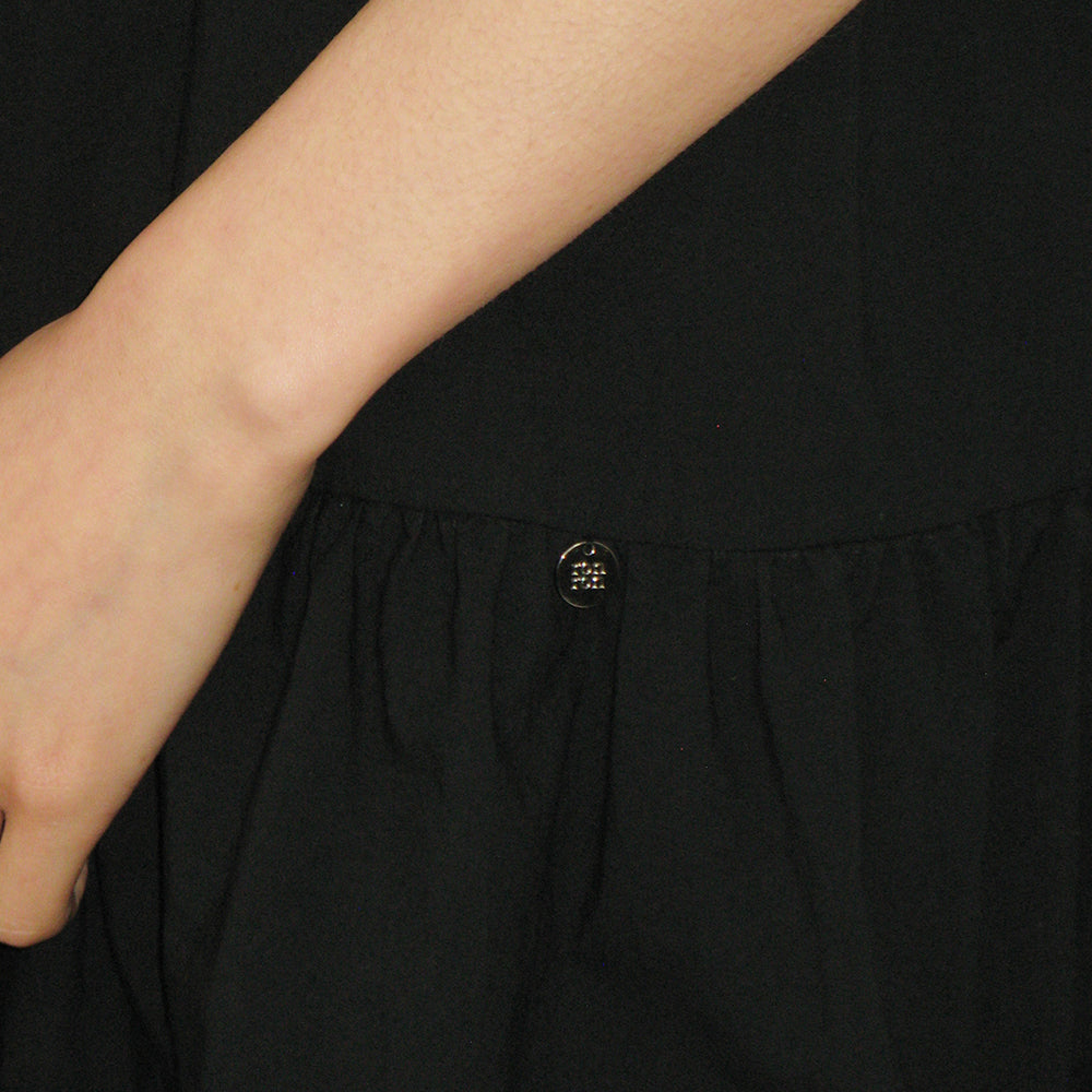RONRON FRILL SHORT SLEEVE ONEPIECE DRESS BLACK – SeoulSeoul